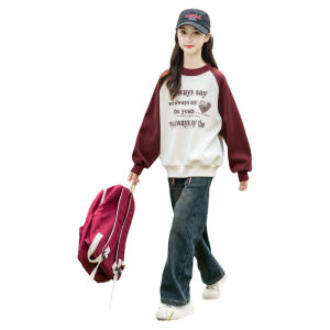 Girl Sweatshirt Autumn and Winter 2024 New Arrival Childrens Western Style Fashion round Neck Bottoming Shirt Girl Velvet Hoodie Tide