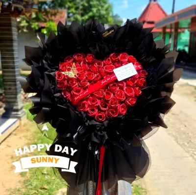 BUKET BUNGA MAWAR LOVE PROMO SPESIAL / BUKET CANTIK PREMIUM/ BUKET UNTUK PACAR / BUKET PERNIKAHAN/ BUKET ULTAH/ BUKET BUNGA ARTIFICIAL/ BUKET BUNGA TERBARU/ BUKET LAMARAN