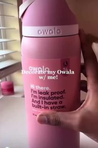 Owala Hot selling pink/beige/sky blue stainless steel straw water bottle 24oz/32oz Suitable for children s and the elderlys