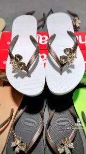 Dép kẹp xỏ ngón nữ Havanas tông lào mũi tròn đính Charm Nơ đế cao su nhiều màu lựa chọn bền bỉ êm ái thời trang. Dép Havanas Dành Cho Mùa Hè - Lazada