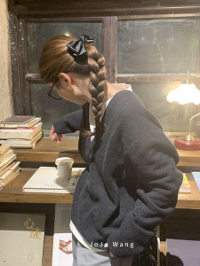 กิ๊บติดผมผ้าซาตินสไตล์เกาหลี ทรงเรียบง่าย ดีไซน์ผูกโบว์ผีเสื้อ กิ๊บติดผมด้านข้าง ตกแต่งผม เครื่องประดับผมแฟชั่น