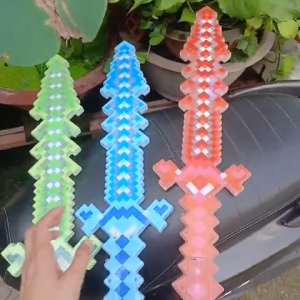 [ ẢNH VIDEO THAM KHẢO KÈM PIN] Đồ Chơi Kiếm Minecraft Kim Cương Có Đèn Led Nhạc An Toàn Cho Bé GIAO MÀU NGẪU NHIÊN