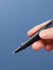 Artist Curved Pointed Hard Pen 0.7mm 1.0mm Thin Gold Calligraphy Pen Students Writing Practice Business Signature Smooth Ink Durable Professional High Quality Fast Dry Refillable