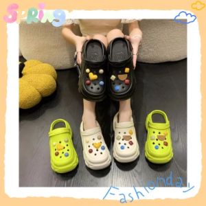 LH.Bigsize พร้อมส่งในไทย รองเท้าผู้หญิงสไตล์เกาหลี   รุ่นนี้แถมตัวติดการ์ตูน jibbitz ลายหัวใจ ดูดี คุมดทน น่ารักมากๆ สาวๆต้องมีติดตู้แล้ว