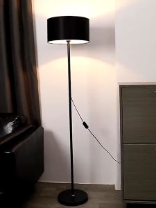 Lampu Lantai 150cm sudut ruang tamu standing Hitam cap kap samping sofa tempat duduk ruang meja