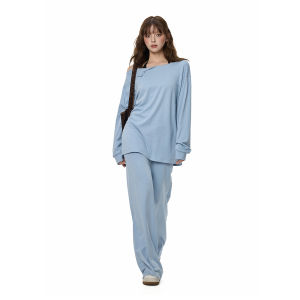 Turn Signal | Casual Sporty Off-Shoulder T-shirt and Pants Set