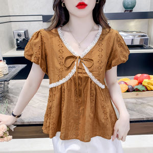 YIMEI Versatile lace edged hollowed out V-neck tied bow French style bubble short sleeved pink top Korean version elegant womens loose shirt for age reduction