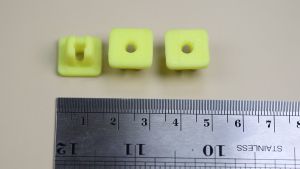 10 Pcs Dudukan Baut Mobil Kuning Mobil Universal