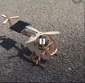 SG Stock Science Toys Kids STEM Kit DIY Toys Solar Energy HelicopterToys Goodie Bag Gift Christmas Gift