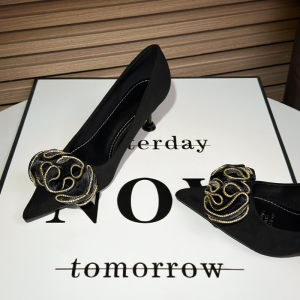 Elegant Velvet Floral High Heels Work Shoes Sharp Pointed Toe Thin Stiletto Commute Professional Black Womens Fashion Shoes