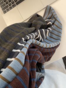 Womens Striped Long Sleeve T-shirt Color Block Style Autumn New Loose Fit Versatile Layering Casual Fashion Korean Version