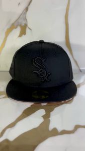 Topi New Era Chicago White Sox Full Black Visor Black Pink 59Fifty Fitted