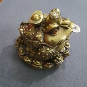 Tượng cóc 3 chân thiềm thừ cóc ngậm tiền bằng đồng vàng MS0660