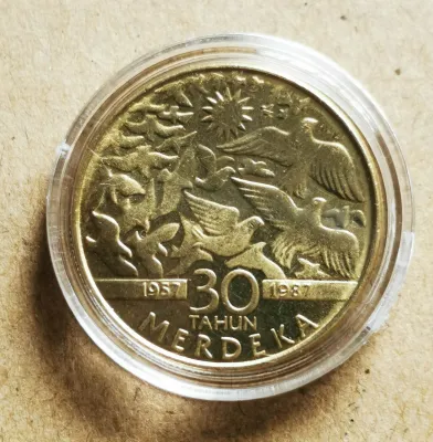 Duit lama 30 tahun Merdeka Syiling Peringatan Merdeka. Commemorative Coin Ringgit