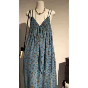 Váy Dài Cổ Chữ V Không Tay Mùa Hè Cho Nữ Cỡ Lớn Váy Đi Biển Váy Midi Chữ a Họa Tiết Hoa Phong Cách Đường Phố