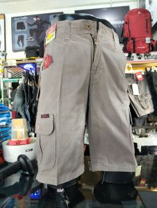 celana pendek cargo laki-laki terbaru