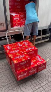 THÙNG 24 CHAI COCA COLA 300ML DATE XA