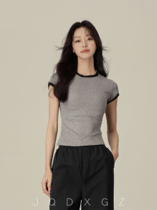 เสื้อยืดคอกลมสีบล็อกสไตล์อเมริกัน ทรงสลิมฟิต สำหรับผู้หญิง ฤดูร้อน 2025 เสื้อชั้นในแบบใหม่ ปกปิดเนื้อผ้า กระชับสัดส่วน