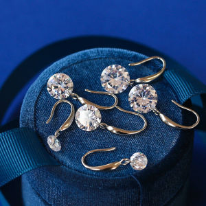 ต่างหูสตั๊ดรูปหัวใจสีทองสำหรับผู้หญิง สไตล์เกาหลี ดีไซน์เรียบง่าย ประดับเพชรเทียม จี้หู สไตล์เกาหลี เครื่องประดับแฟชั่น