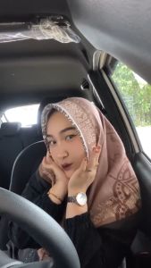 Hijab Kerudung Arab Semboyan Santri Indonesia