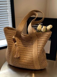 Handwoven Large Capacity Straw Tote Bag Fashionable Beach Vacation Single Shoulder Bag for Ladies 2024 New Style Soft Handle