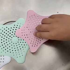 🔥ส่งเร็วทันใจ🔥ร้านไทย100%🔥แผ่นซิลิโคนดักเศษอาหาร ท่อระบายน้ำ ห้องครัว ห้องน้ำ อ่างล้างจาน ดักเส้นผม สิ่งสกปรก รูปดาว แผ่นกรองท่อระบายน้ำ ซิลิโคนปิดฝาท่อ กรองท่อระบายน้ำ ตัวกรองเศษอาหาร PVC อ่างล้างจาน สำหรับกันเศษอาหาร ฝาครอบยางปิดท่อระบายน้ำรูปดาว