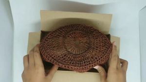 Kopyah Rotan Coklat Muda / Peci Rotan / Songkok Rotan / Kopiah Rajut Rotan / Songkok Gus Dur / Kopyah Rajut / Peci Rotan Rajut Murah / Peci Gus Dur Murah / Peci Karang / Kopyah Jaring Karang / Peci Akar