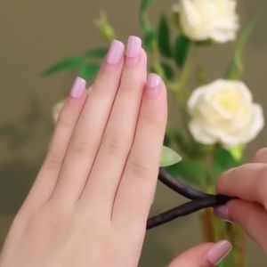 Elegant Butterfly Flower Easy-to-use Hair Styling Clip and Bun Maker