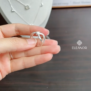 Nhẫn bạc nữ Eleanor Accessories viền trơn xoắn bạc 925 phụ kiện trang sức 9784