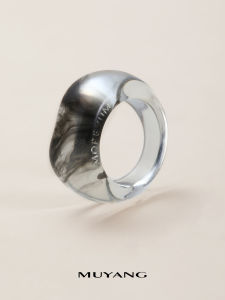 Muyang Original Design Resin Ring for Women Simple Elegance High Fashion Vegetarian Finger Ring Fresh out New Style Jewelry