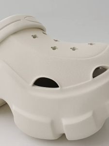 Sandal Wedges Wanita: Tips & Trend Terbaru