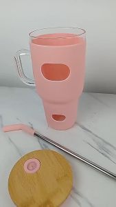 32oz大容量玻璃汽车杯 - 高硼硅竹盖吸管杯硅胶防烫  32oz Glass Car Cup - High Borosilicate Bamboo Lid Straw Silicone Sleeve