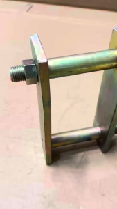 Anting Perspring Shackle Panjang Panther Kijang