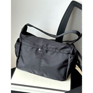 Large Capacity Nylon Tote Bag Waterproof Casual Crossbody Shoulder Bag Dumpling Shape British Style Pure Color Leisure Bag