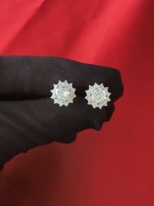 Diamcity (Free Gra Certificate) Anting Pejantan Moissanite Fashion Bunga Matahari 1 Karat Perhiasan