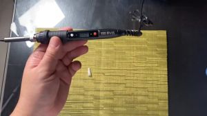 PENGIRIMAN CEPAT SONEX Electric Solder LCD Soldering Iron 60W 220V JCD908S / solder listrik super panas full set lengkap elektronik 60watt tembak solderan