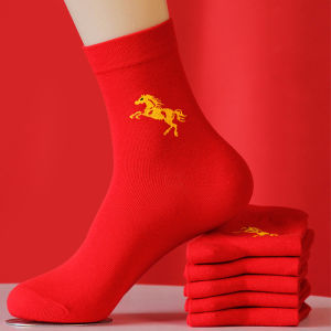 ถุงเท้าปีใหม่สีแดงถุงเท้าปีม้า2026คู่ถุงเท้าอวยพรถุงเท้ายาวปานกลางผู้หญิงของขวัญปีใหม่ผู้ชาย