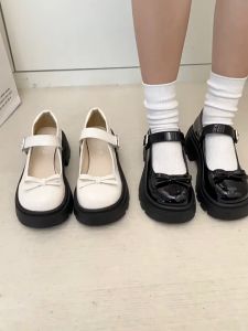 Women's Bow Round Toe Shoes: Thick Soled Mary Jane Leather Shoes
