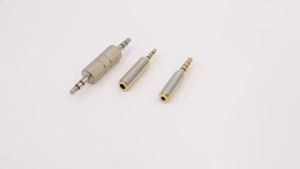 Bộ Chuyển Đổi Cáp Âm Thanh Nổi 3.5/2.5mm Đực Sang 2.5/3.5mm Cái Cho Tai Nghe MP3 DVD Ô Tô - Bộ Nối Âm Thanh