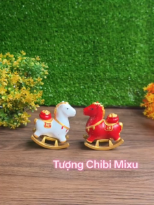 Tượng ngựa mini phong thủy trang trí bàn làm việc linh vật hút tài tụ lộc mã đáo thành công