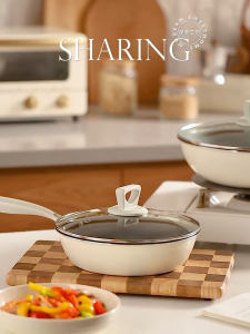 Titanium Non Stick Frying pan with lid No Coating Ultra Wear Resistant 24/28CM Induction & Gas Compatible