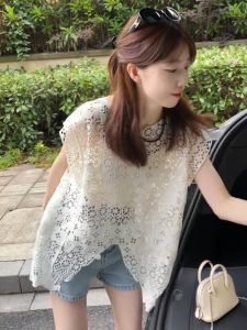 French Lace Embroidery Sleeveless Shirt Womens Summer New Loose Fit Versatile Slimming Top round Neck Thin Material Commute Style