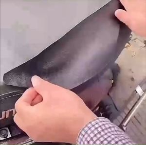 แผ่นเทปกาวหนัง Stick-On Leather Repairing Patch หนังเทียม PU แบบมีกาว เทปกาวหนังซ่อมเบาะรถ ซ่อมเก้าอี้ ซ่อมโซฟา ซ่อมเก้าอี้