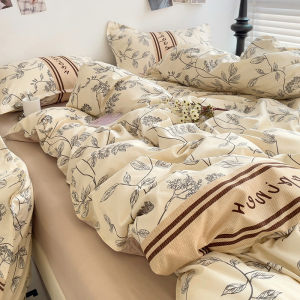 Refreshing Thick Flannel Bedding Set