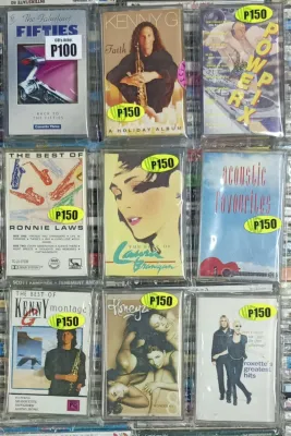 Assorted Cassette Tapes (Pre-owned)