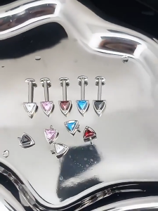 ZS G23 Titanium Ear Piercing 1 Pc Helix Earring 16G Earring Crystal Stud Earring Sung Earring Internal Thread Lip Piercing
