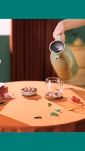 ขวดน้ำร้อน 2L แสดงอุณหภูมิ อบอุ่น 48 ถุงน้ำร้อน ชั่วโมง กาน้ำร้อน ใช้ได้ทั้งเย็นและร้อน thermos 🚚 🇹🇭พร้อมส่งจาก กทม