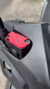 Emblem master rem akrilik Garnis Tutup Minyak Rem Honda Beat Scoopy Spacy Vario 110 KZR