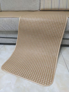 ที่รองนั่งโซฟาผ้าฝ้ายไหมน้ำแข็งสองด้านหนังแท้สำหรับฤดูร้อนที่มีความรู้สึกเย็นและไม่ลื่นสำหรับที่นั่งพักผ่อน