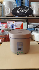 Nồi Cơm Điện Chang Cheng 1.8L – Công Suất 900W Lòng Nồi Chống Dính Quai Xách Tiện Lợi BH 12 Tháng